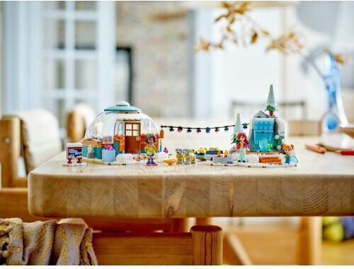 LEGO Friends Igloo Holiday Adventure για 8+ Ετών