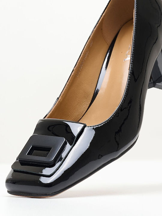 Troll Heels in Patent Leather with Strap Black