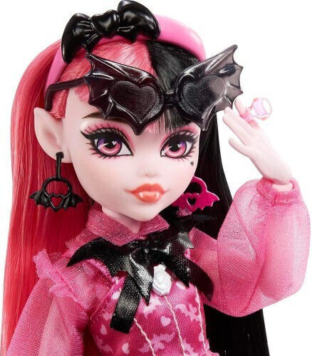 Mattel Count Fabulous Draculaura Doll for 4+ years old+ Years 25cm