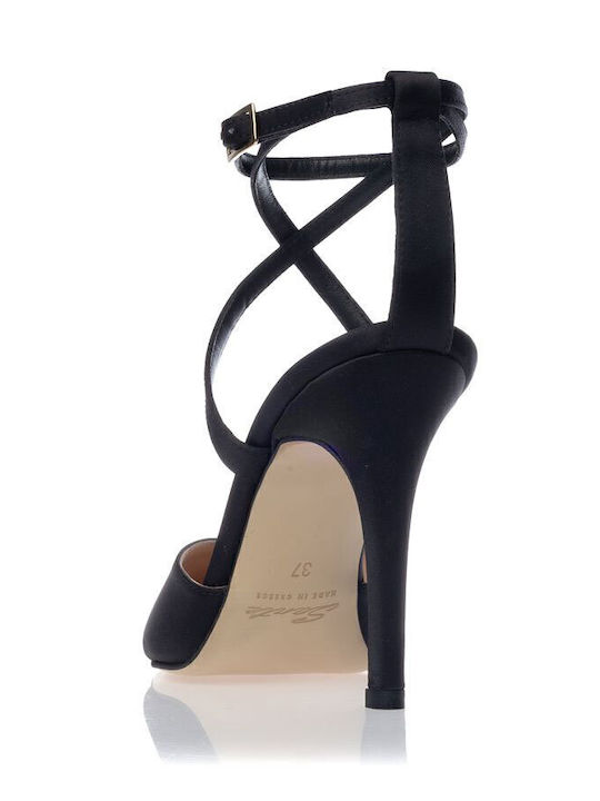 Heels with Strap Black
