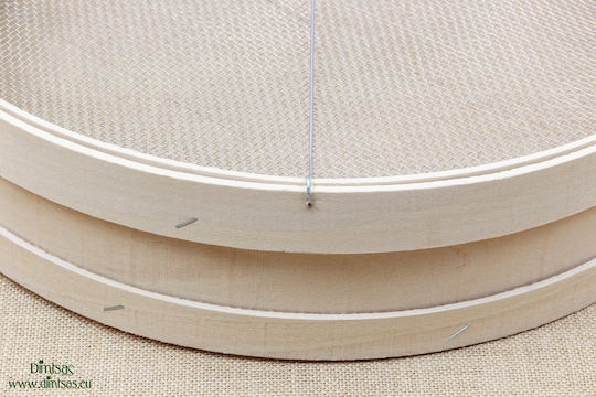 Sieb aus Holz