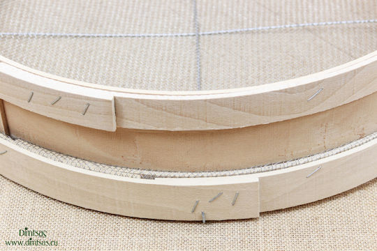 Sieb aus Holz