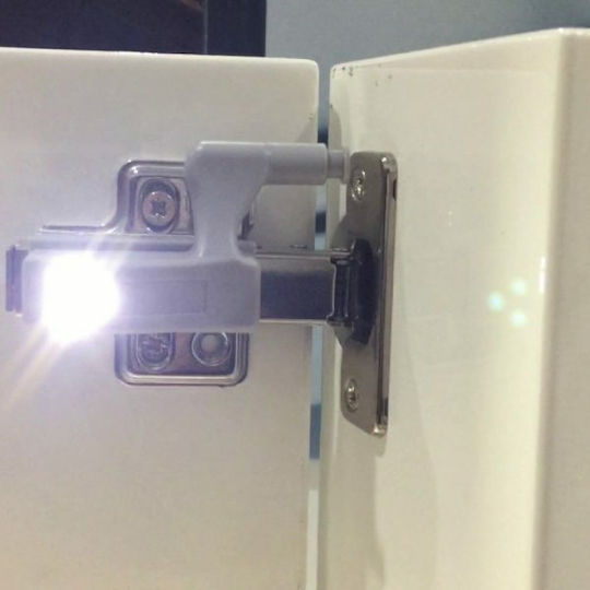 LED Light Hinge for Cabinets with Battery Powered 1pcs