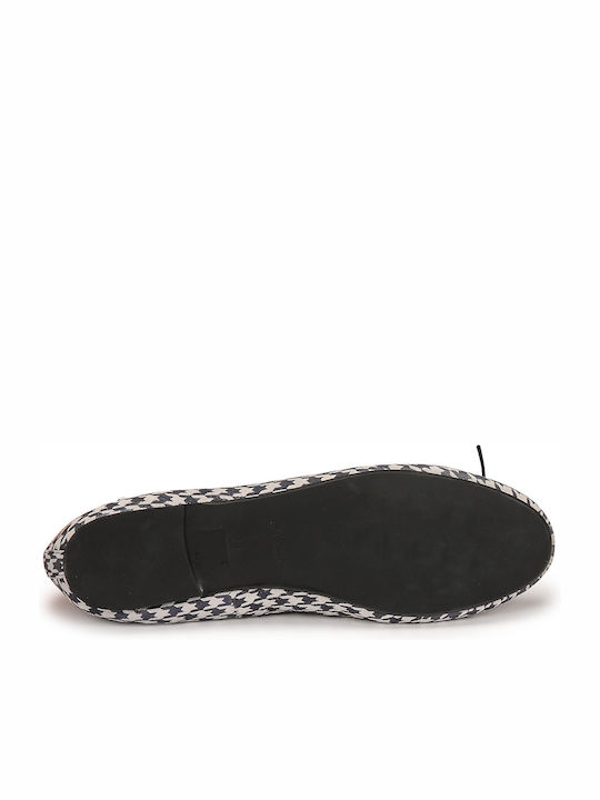 Lederne Damen Ballerinas in Schwarz Farbe