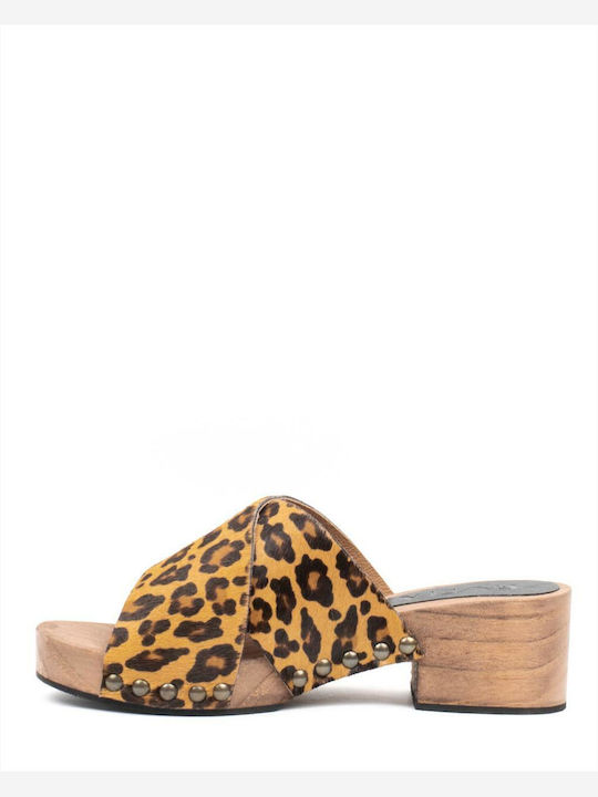 Favela Chunky Heel Mules Brown