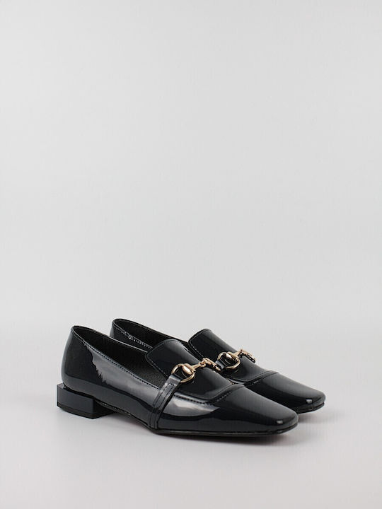Leather Women's Moccasins in Black Color