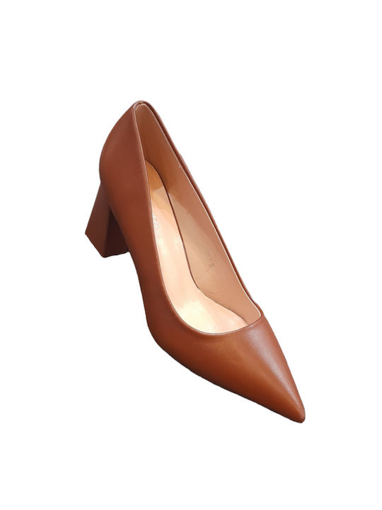 Plato Brown Medium Heels