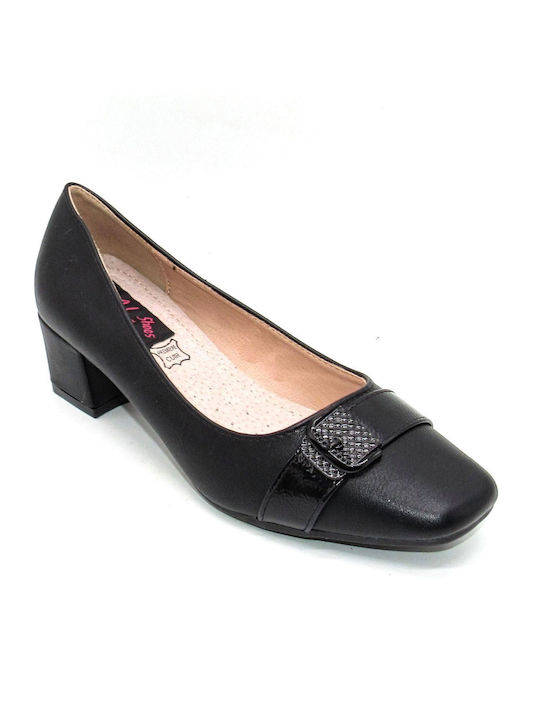 Moenia Black Heels