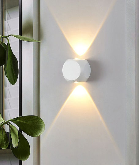 Modern Lamp Wall with Integrated LED and Warm White Light 7x7cm