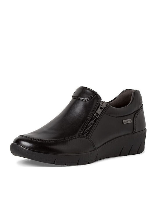 Softline Women's Moccasins in Black Color