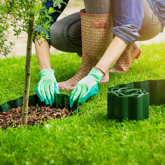 Bradas Plastic Garden Hedge in Green Colour 25cm x 9m