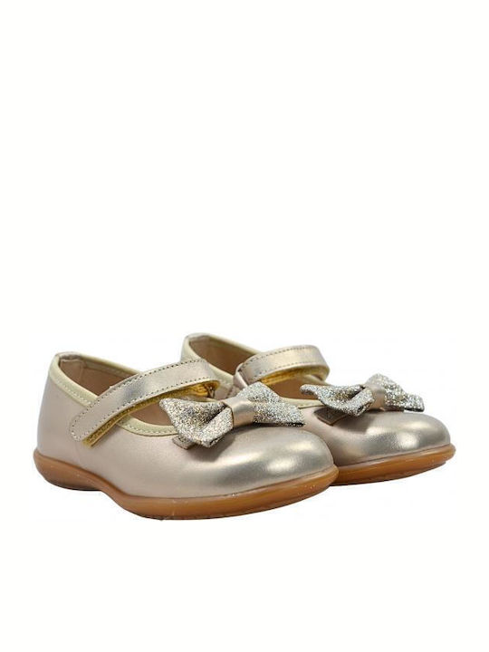 Su Sandals