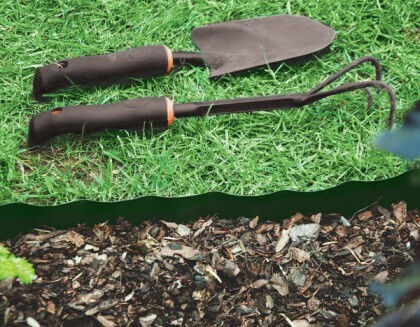Bradas Plastic Garden Hedge in Green Colour 25cm x 9m