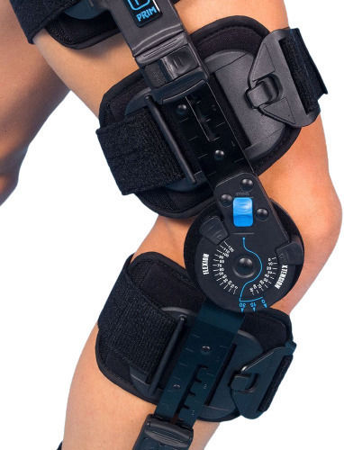 Mobiak Oberschenkel-Knie-Orthese teleskopisch mit Goniometer Schiene Patellofemoral in Schwarz Farbe
