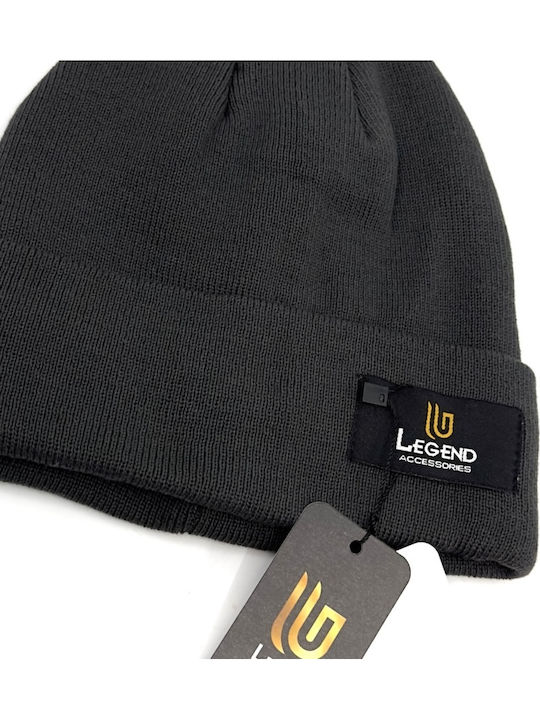 Beanie Beanie Knitted in Gray color
