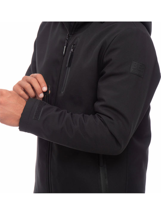 Jacke Black