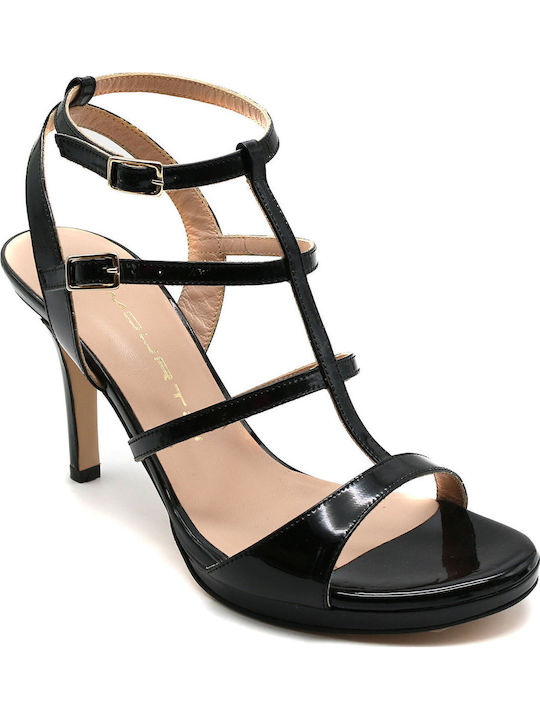 Sandalen aus Lackleder Schwarz