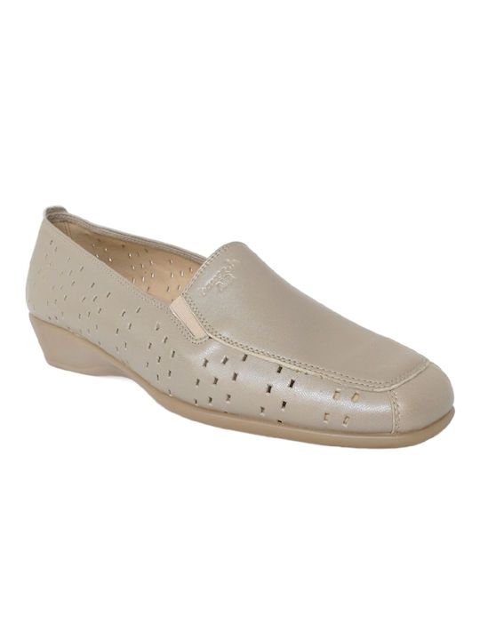 Boxer Leather Women's Loafers in Beige Color