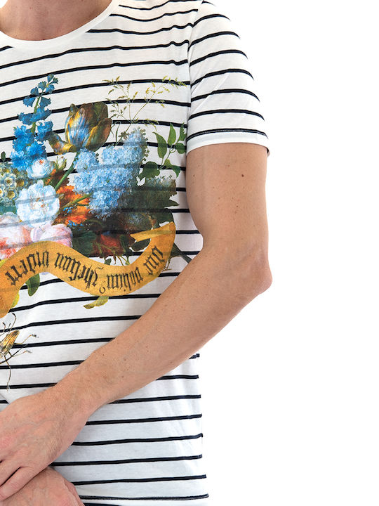T-shirt White