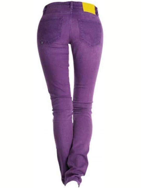 Wesc Women's Jean Trousers in Regular Fit Purple