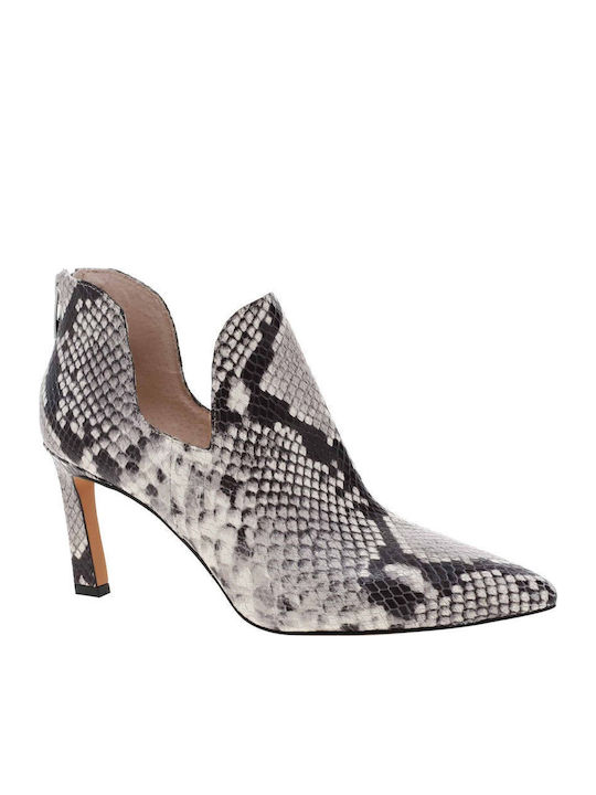 Vince Camuto