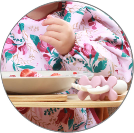 Babyono Floral Waterproof Fabric Coverall with Hoop & Loop Fastener Pocket & Sleeves Floral for 24 m+