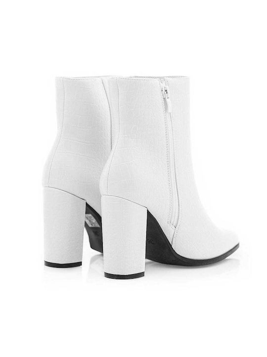 Boots Nose and Croco Look boots / White