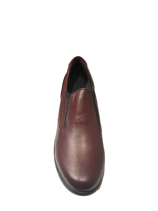 Women's Moccasins in Burgundy Color