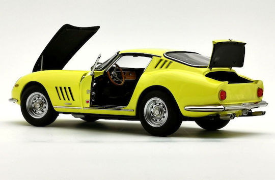 Ferrari Modeling Figure Car Yellow in Scale 1:18