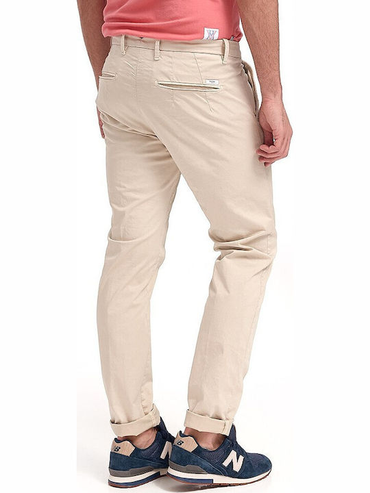 Uniform Jeans