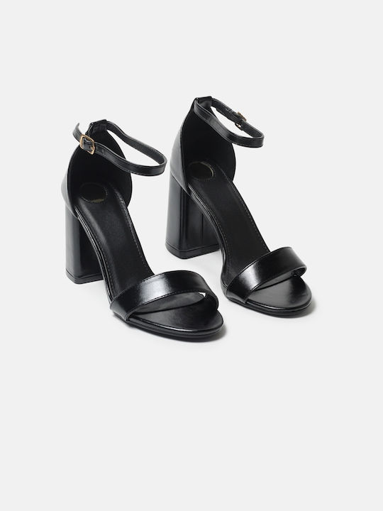 InShoes Τακούνι Damen Sandalen in Schwarz Farbe