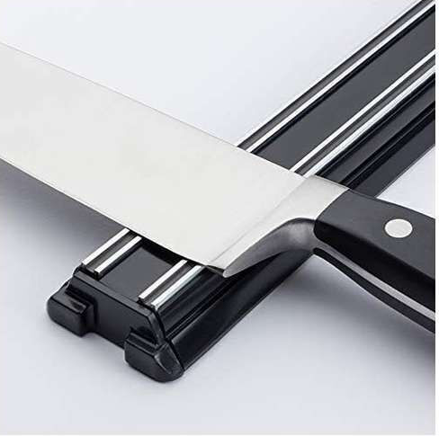 Bisbell Magnetic Cuțite Stand Plastic