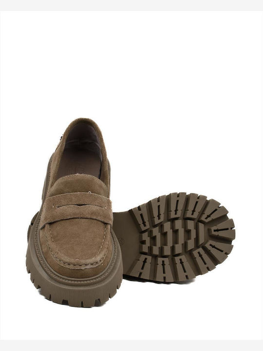 Women's Moccasins in Brown Color