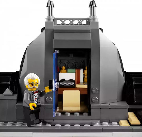 LEGO Icons Natural History Museum For Age 18+