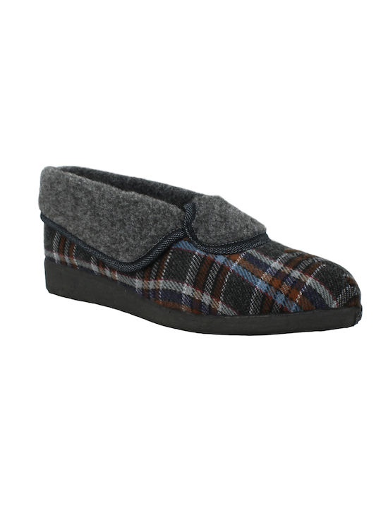 Antrin Winter Women's Slippers with fur in Gray color