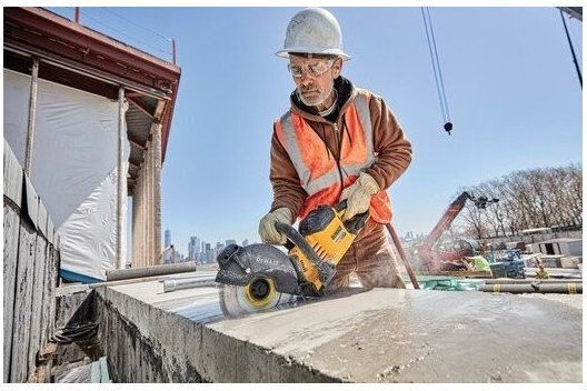 DEWALT DCS691X2 Δισκοπρίονο 54V 2x9Ah με Σύστημα Αναρρόφησης