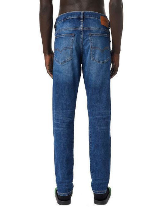 Diesel D-yennox Herren Jeanshose in Tapered Linie Blau