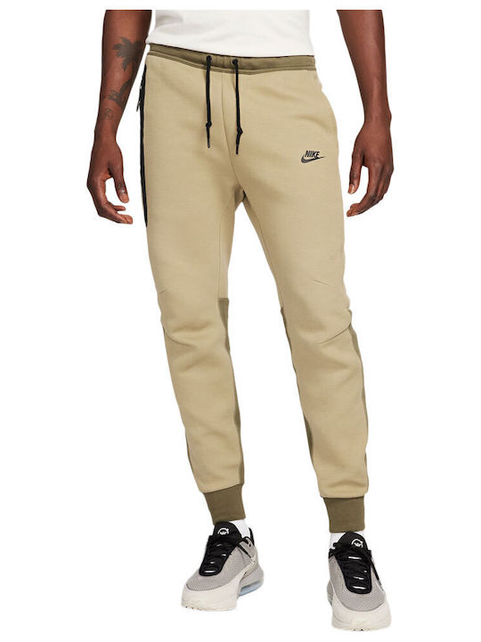 nike tech fleece joggers beige