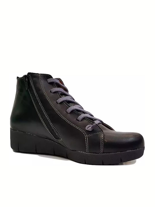 Marila Footwear