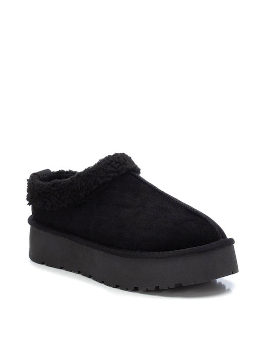 Xti Closed Women's Slippers in Black color