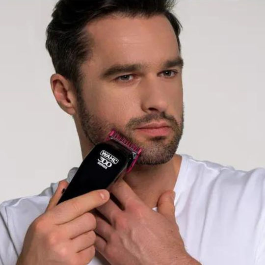 Wahl Professional Home Pro 300Limited Edition Επαγγελματική Επαναφορτιζόμενη Κουρευτική Μηχανή Μαύρη 20602-0460