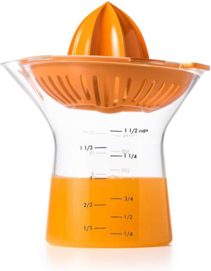 OXO Classic Juicer Lemon / Orange with Container made of Plastic in Orange Color