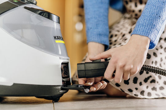 Karcher SC 5 EasyFix IRON PLUG Steam Cleaner 4.2bar with Wheels and Stick Handle