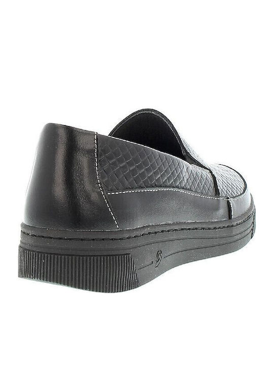 Women's Moccasins in Black Color