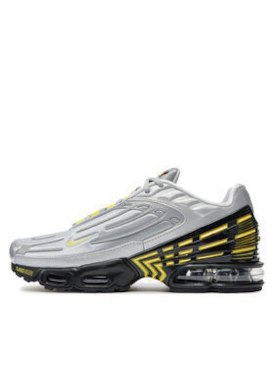 Nike Air Max Plus 3 Sneakers Silver