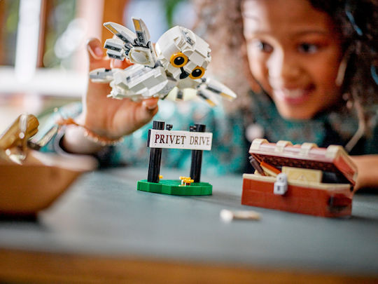 LEGO Harry Potter Hedwig At 4 Privet Drive για 7+ Ετών 337τμχ