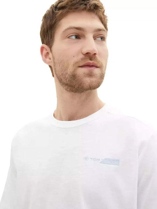 T-shirt White