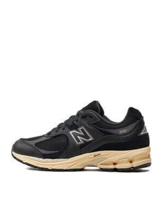 2002R Classics Chunky Sneakers Black