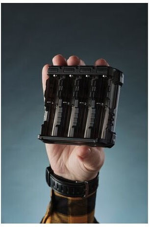 Armytek Handy C4 Pro USB Charger 4 Batteries Ni-MH Size AA