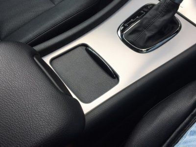 Mercedes-Benz Поставка за чаши за кола Ежедневна употреба 1 Място за конзола